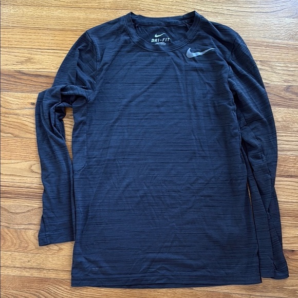 Nike Men S Charcoal Grey Long Sleeve Performance Shirt Top Dri-Fit - Picture 1 of 4